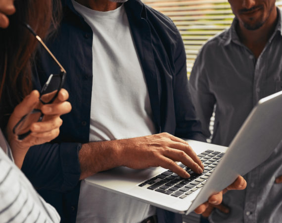 Quanto uma empresa deve investir em SEO por ano
